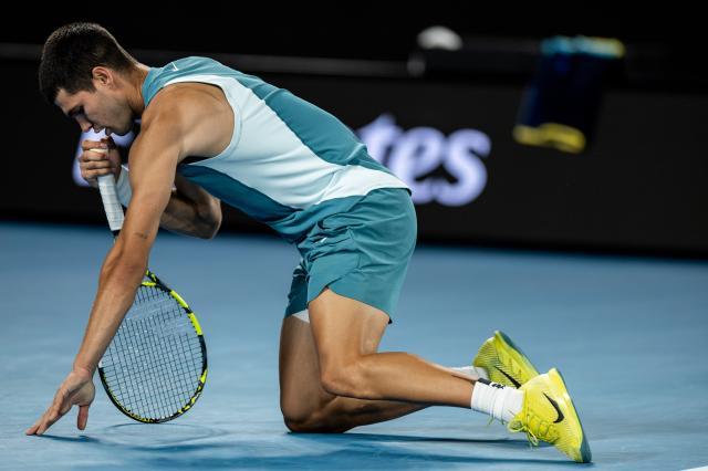 1737509968652019123.jpg (体育)(13)网球——澳网:焦科维奇胜阿尔卡拉斯晋级男单四强XxjpseC007340_20250121_PEPFN0A001.jpg