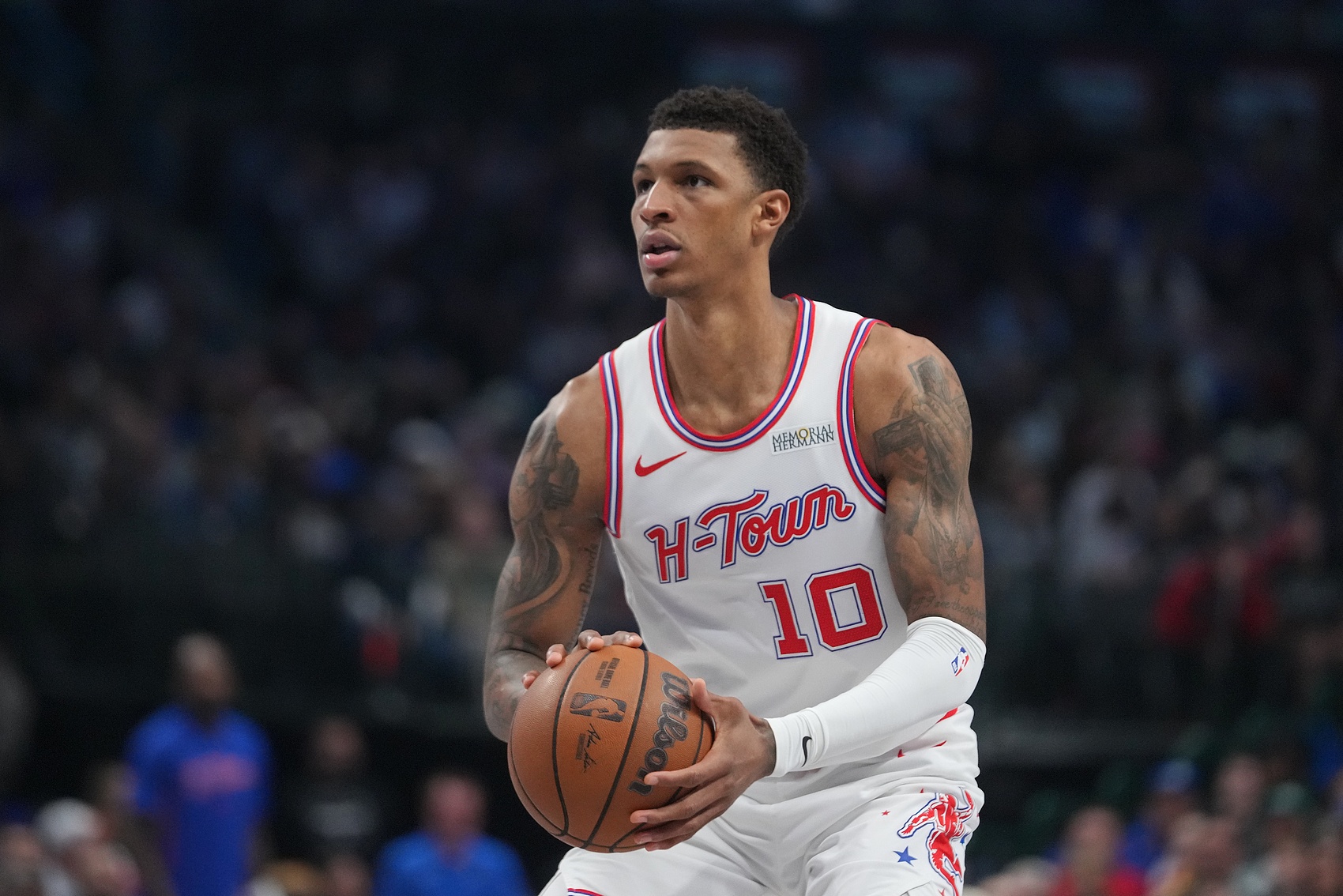 进攻端毫无建树！小贾巴里半场6投全铁 仅得到3篮板3盖帽